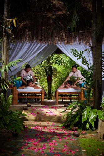 Hotel Maribago Bluewater Beach Resort