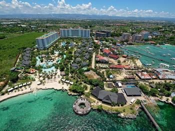 Hotel Jpark Island Resort & Waterpark Cebu