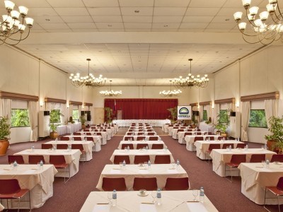 Costabella Tropical Beach Hotel
