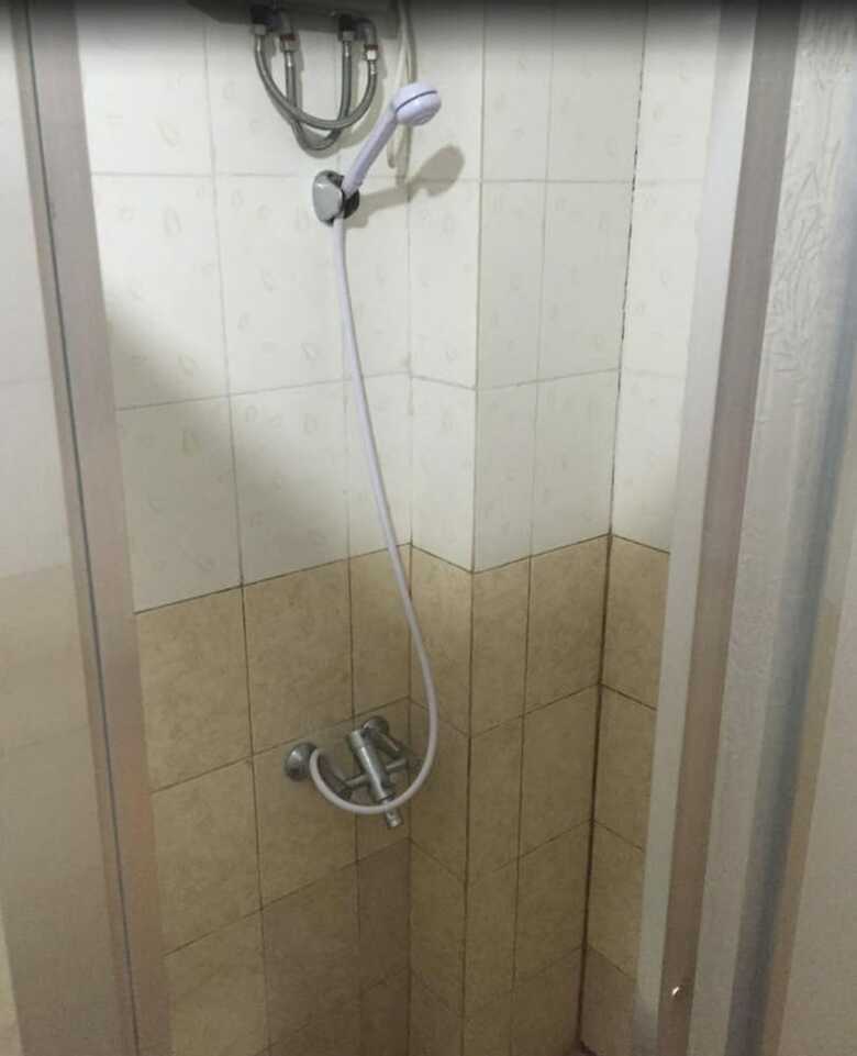 Crown Royale Hotel