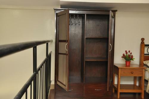 Pal-watson Apartments