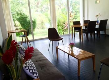 Marpas Apartments