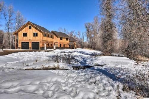 Riverfront Home With Bbq 2 Mi To Downtown Gunnison!