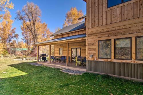 Riverfront Home With Bbq 2 Mi To Downtown Gunnison!
