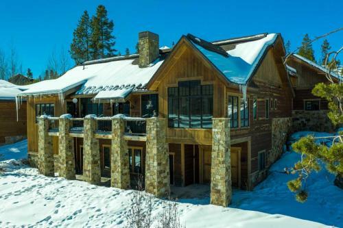 Shadow Mountain Villa