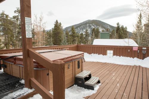 Apartamento 13 Cabin In The Pines Townhouse