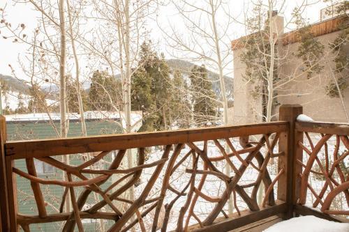 Apartamento 13 Cabin In The Pines Townhouse