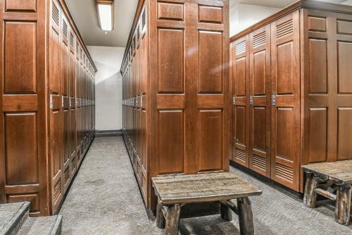 Buffalo Lodge 8327