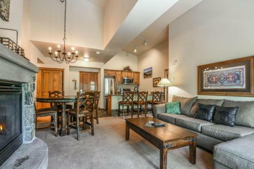 Jack Pine 8008