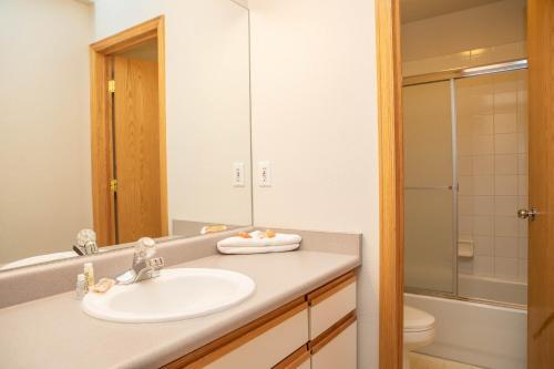 Apartamento 323 Cinnamon Ridge Condo