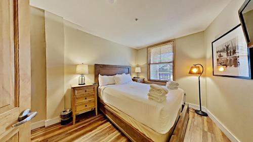 Silver Mill 8214