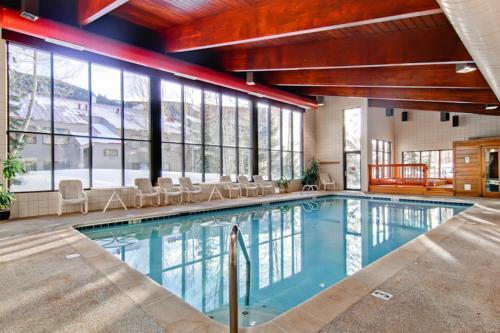 Ski Run Condominiums #108