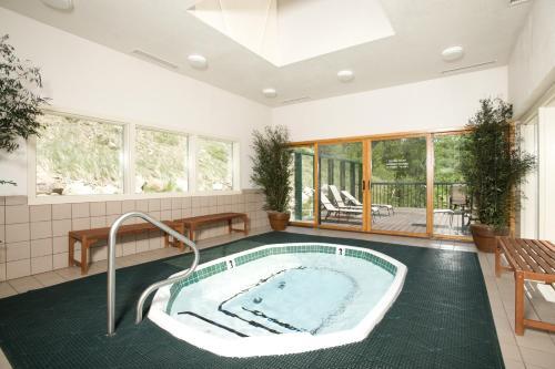 Apartamento Renovated Studio- Kids Ski Free & On Shuttle Route! Condo