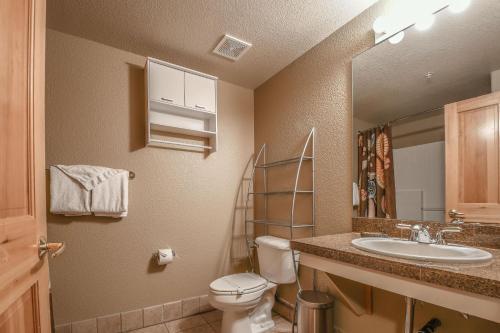 Gateway Lodge 5033