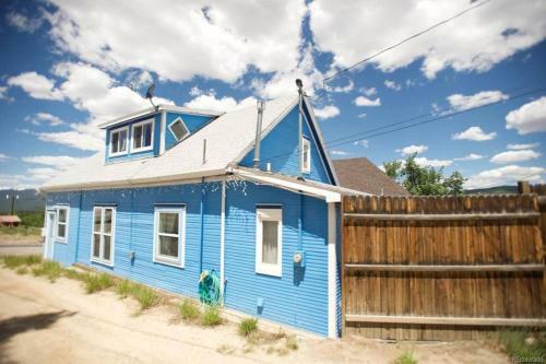 High Mountain Blue - Rustic & Charming, Family Friendly