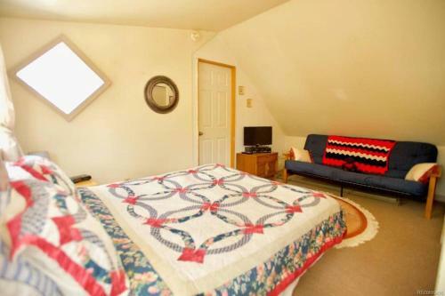 High Mountain Blue - Rustic & Charming, Family Friendly