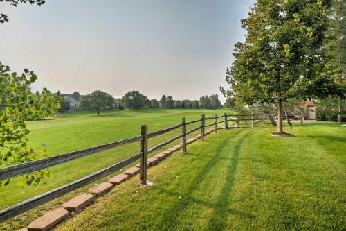 Apartamento Cozy Littleton Condo With Loft And Patio On Golf Course