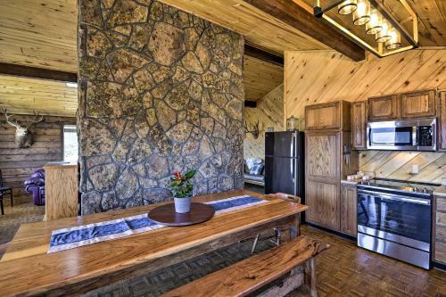 Sprawling Mountain Escape Great For Large Groups