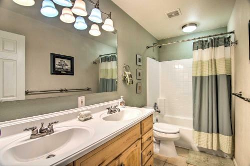 Spacious Lafayette Retreat - 20 Mi To Denver!