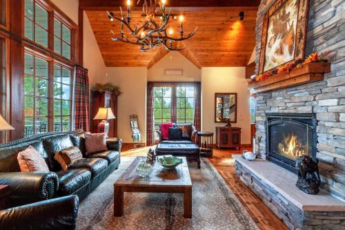 Glen Elk Lodge