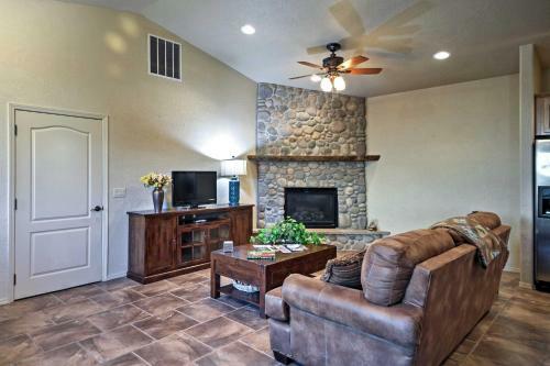 Cozy Pagosa Home With Mtn, Lake And Golf Course View!