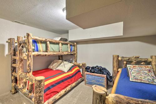 High-end Mountain Chalet With 2 Master Suites And Deck