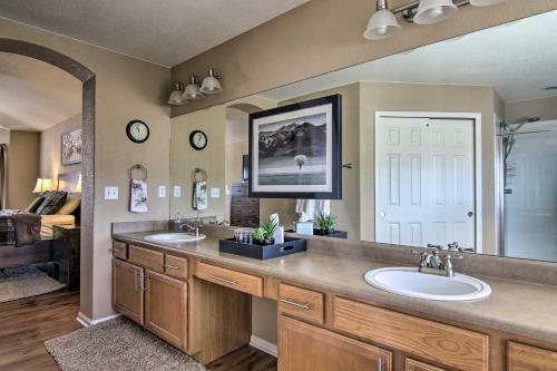 Monument Mountain Retreat With Views And Hot Tub!