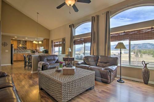 Monument Mountain Retreat With Views And Hot Tub!