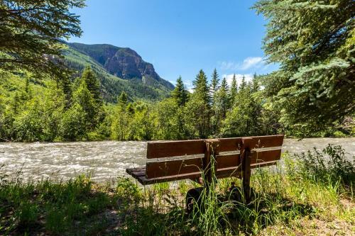 Elephant Mountain Cabin At Filoha Meadows