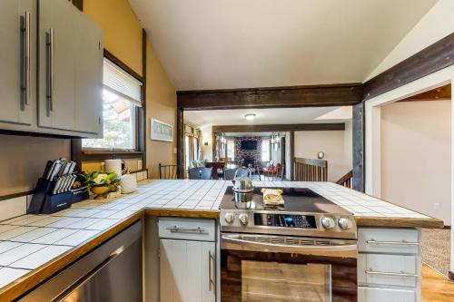 Sauterne Townhome - Upstairs