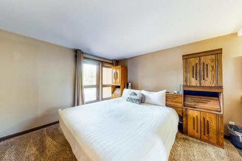 Sauterne Townhome - Upstairs