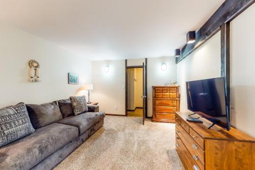 Sauterne Townhome - Upstairs
