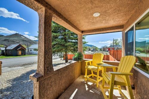 Downtown Home With Large Yard, 21 Mi To Monarch!