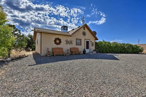 Secluded Home With Patio And Views - 1mi To Vineyards