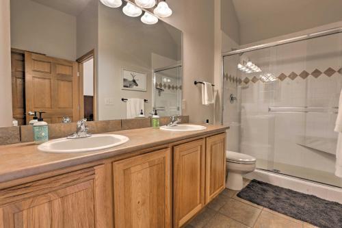 Apartamento Chic Silverthorne Condo With Balcony On Blue River!