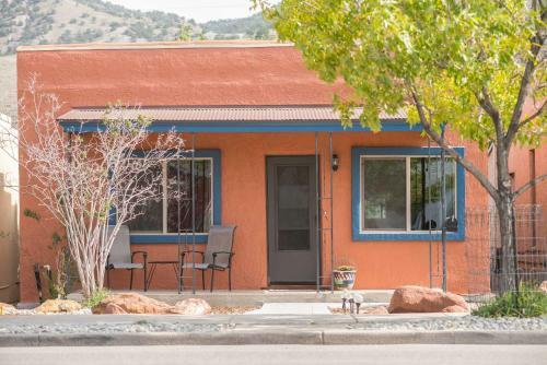 Historic 2br Salida Home With Mtn View - Walk To Town