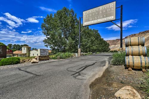 Palisade Cottage On Orchard - Hike, Bike And More!