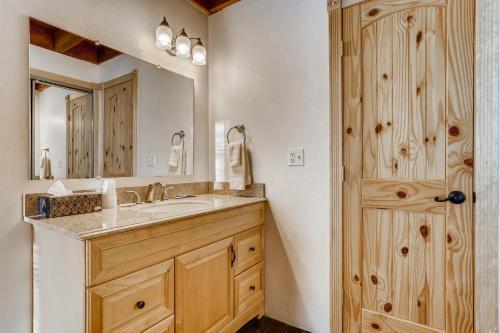 Apartamento E206 Treehouse Condo
