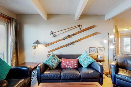 2 Bed 1 Bath Apartment In Wildernest, Co