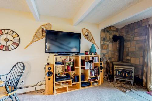 2 Bed 1 Bath Apartment In Wildernest, Co