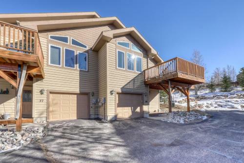 Running Bear Lodge