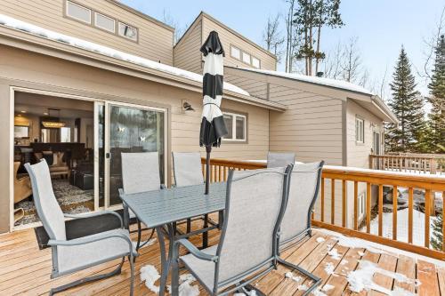 Poplar Mountain Guest House