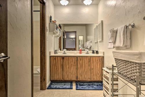 Charming Mtn Condo Walk To Trails About 2 Mi To Dtwn!