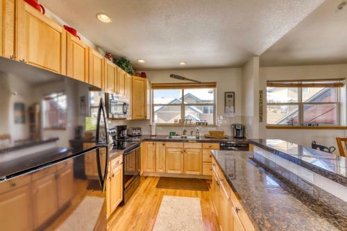 Prospector Village 105d