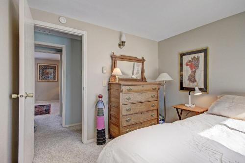 1250 Willow Grove Townhouse