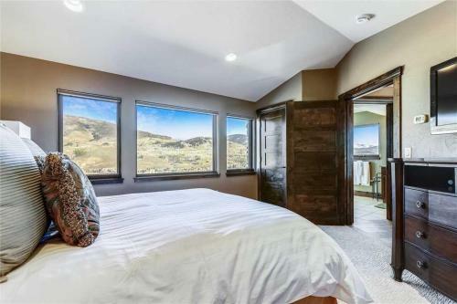 Summit Vista Home