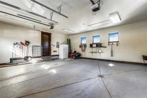 Summit Vista Home