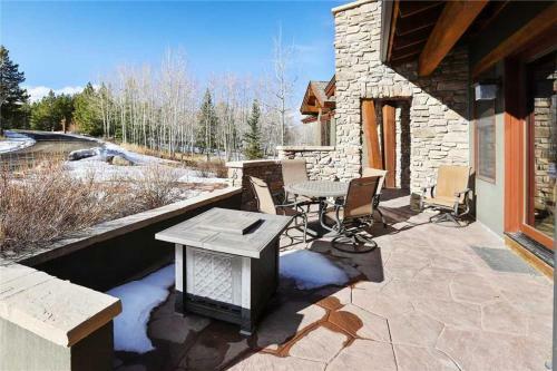 Summit Vista Home