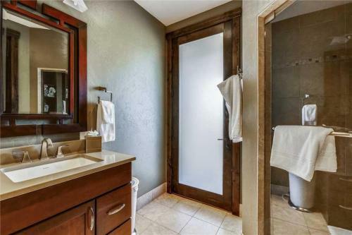Summit Vista Home