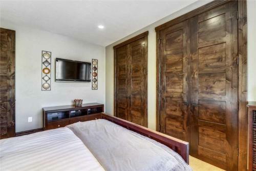 Summit Vista Home